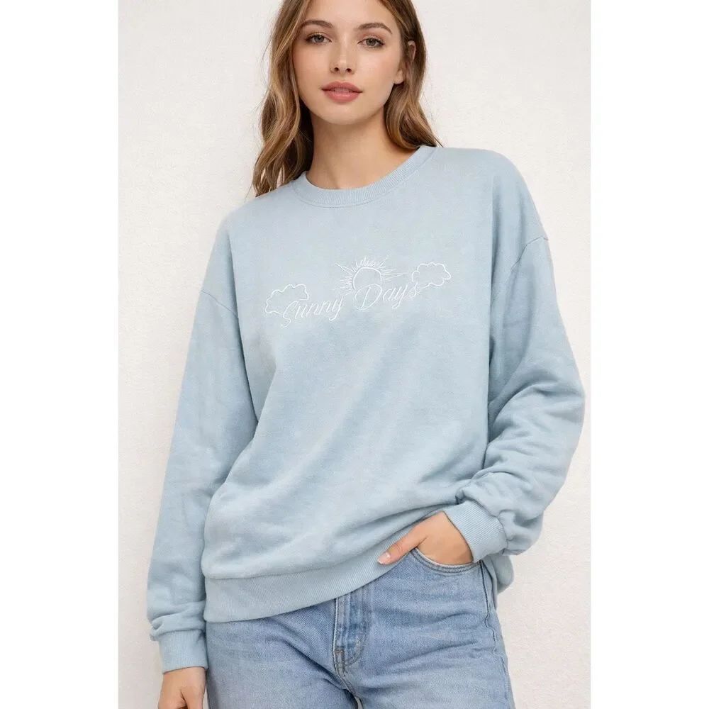 FOREVER 21 Sunny Days Sweatshirt L Blue Embroidered Graphic Crewneck Oversized